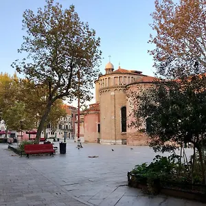3* Oda ve Kahvaltı Patatina